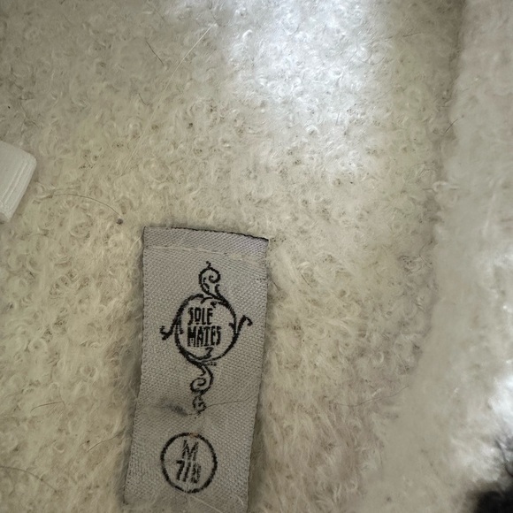 Women’s Smiley face black slippers house shoes 7/8 - Picture 3 of 3